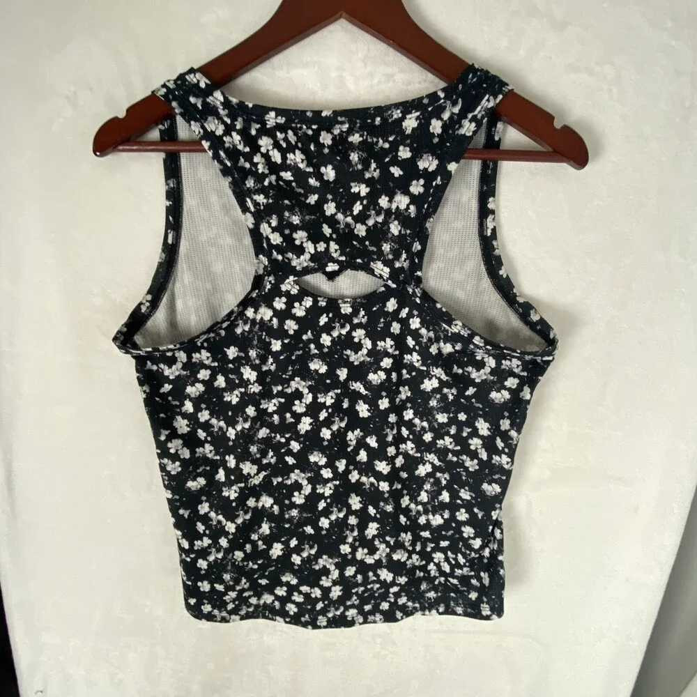 Nike Cropped Tank Top Women Small Black Victory Floral Dri Fit Slim Fit Pullover